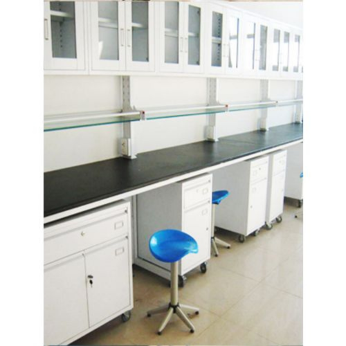 periphery PCMB lab with pedestal storage
