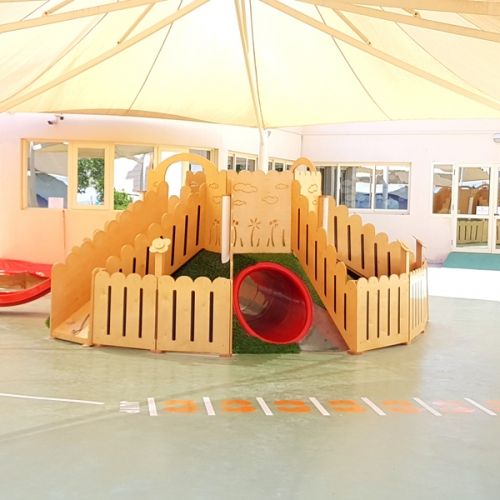 Tunnel Climber with Step & Slide